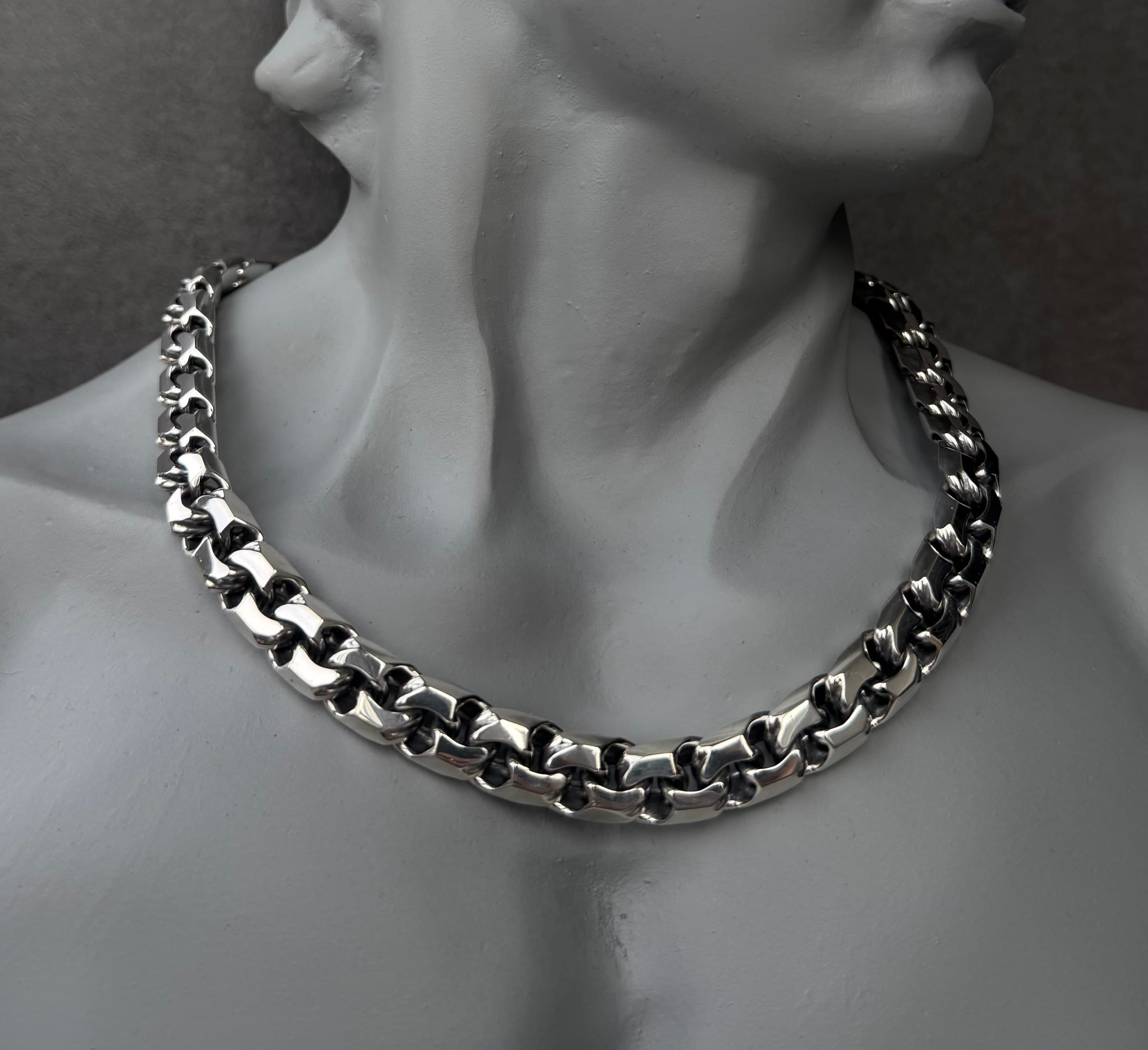 Modern angle 3